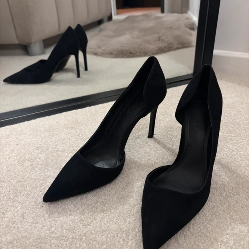 Mango Elegant Black Suede Heels